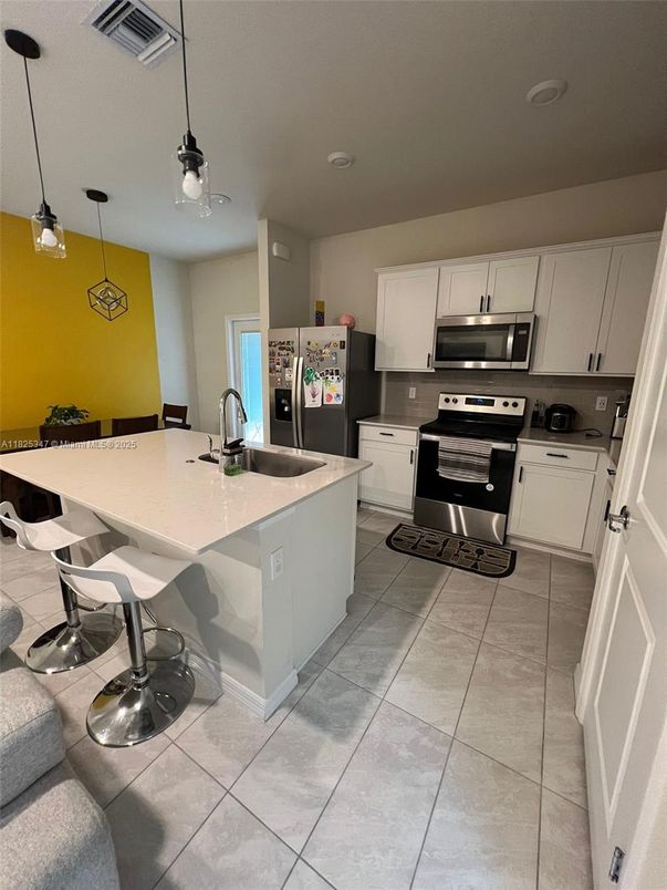 Interior, Kitchen, Pendant Lights, Stainless Steel Appliances