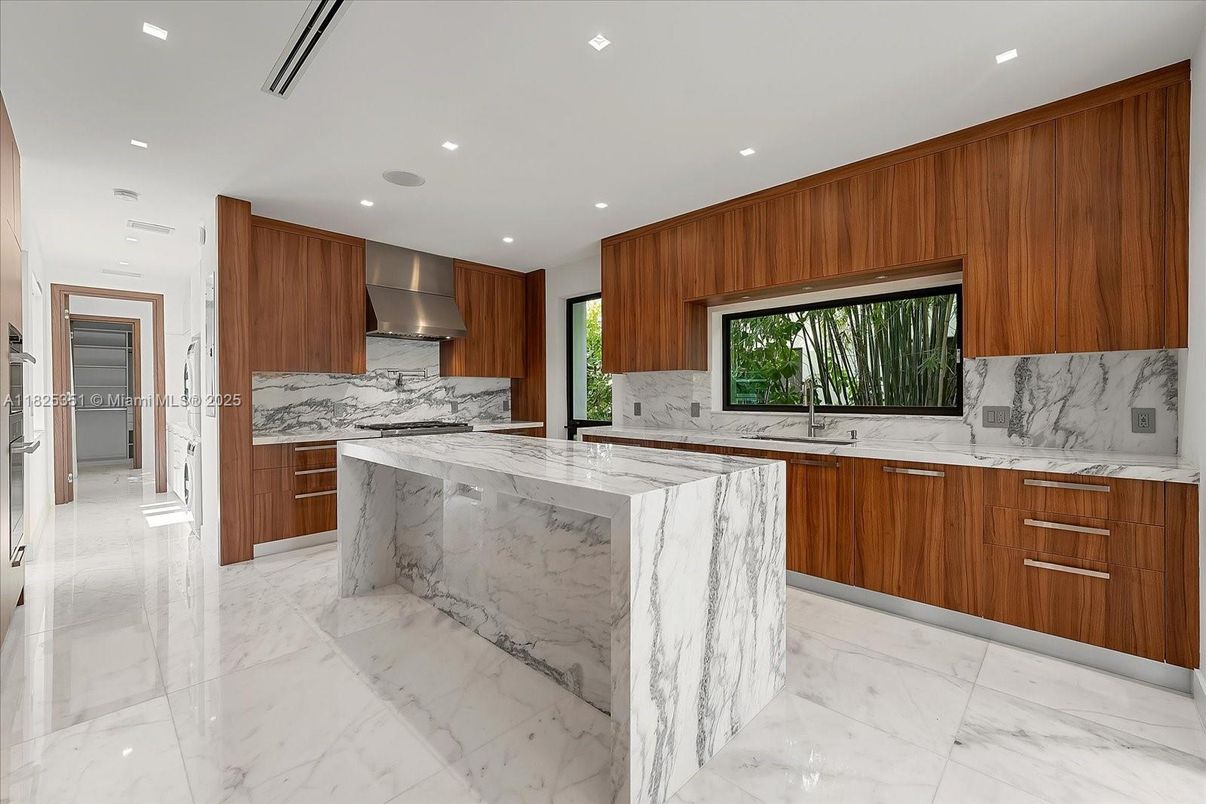 Interior, Kitchen, Marble, Marble Walls, Recessed Lighting