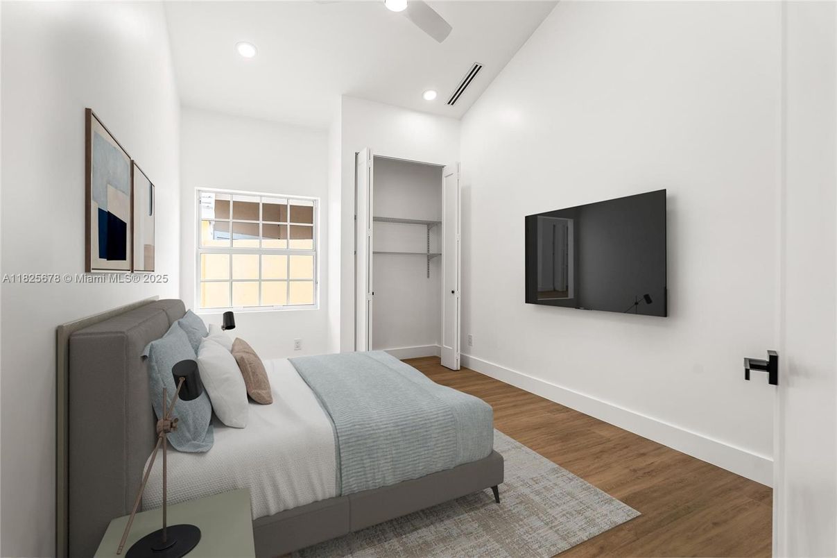 Bedroom, Interior, Recessed Lighting, Wood Texture Flooring