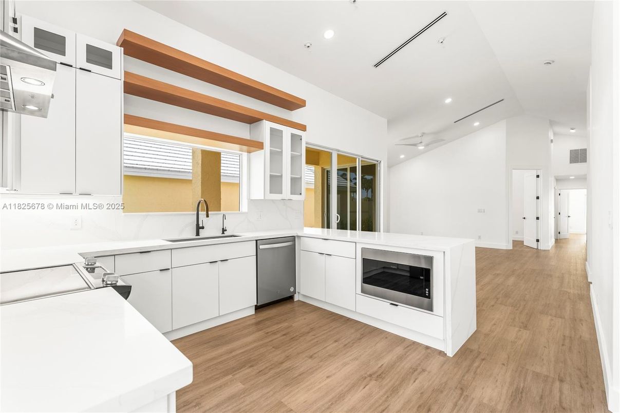 Interior, Kitchen, Recessed Lighting, Wood Texture Flooring