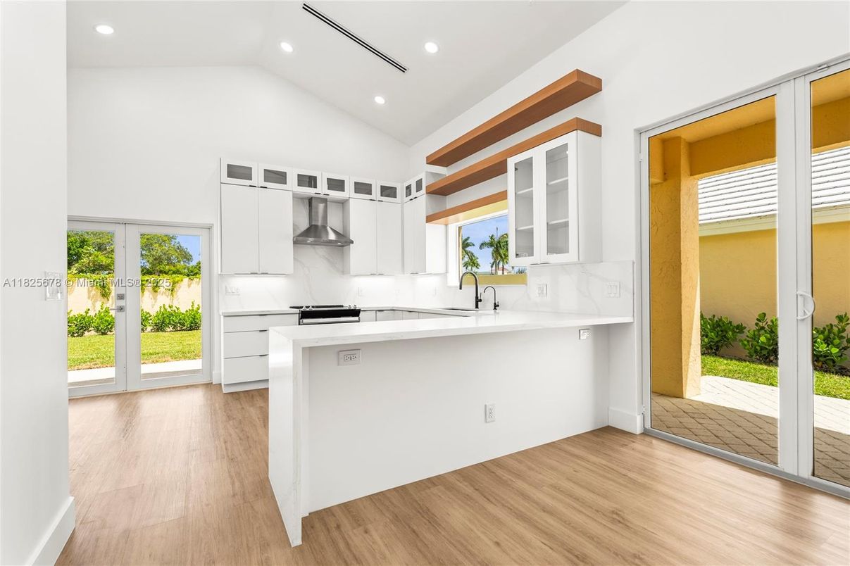 Interior, Kitchen, Recessed Lighting, Wood Texture Flooring