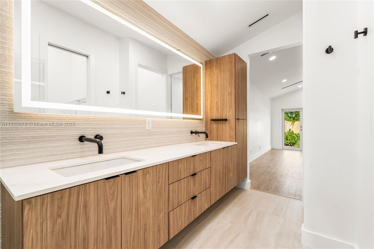 Bathroom, Dual Sink Vanities, Interior, Recessed Lighting, Wood Texture Flooring