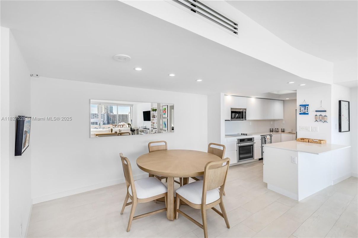 Dining room, Interior, Kitchen, Recessed Lighting, Stainless Steel Appliances