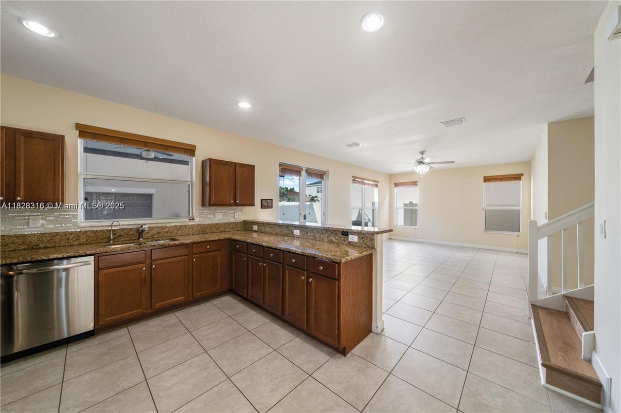 Interior, Kitchen, Recessed Lighting
