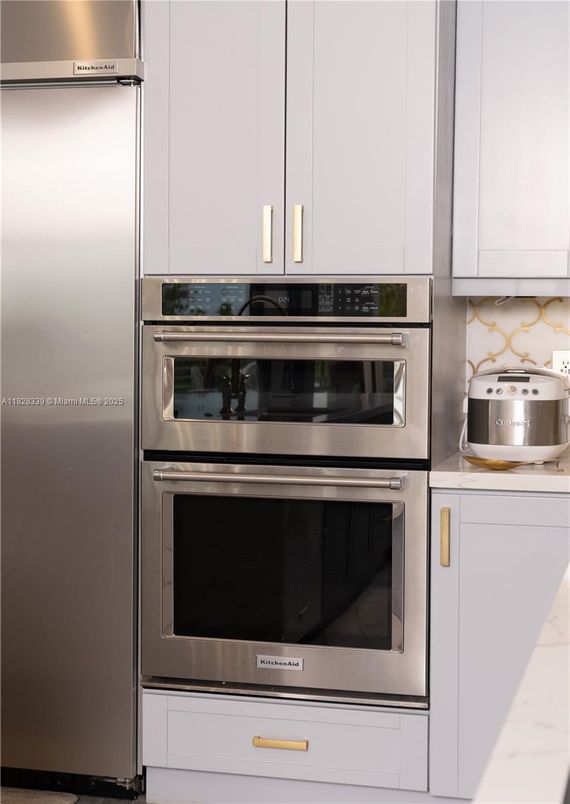 Interior, Kitchen, Stainless Steel Appliances