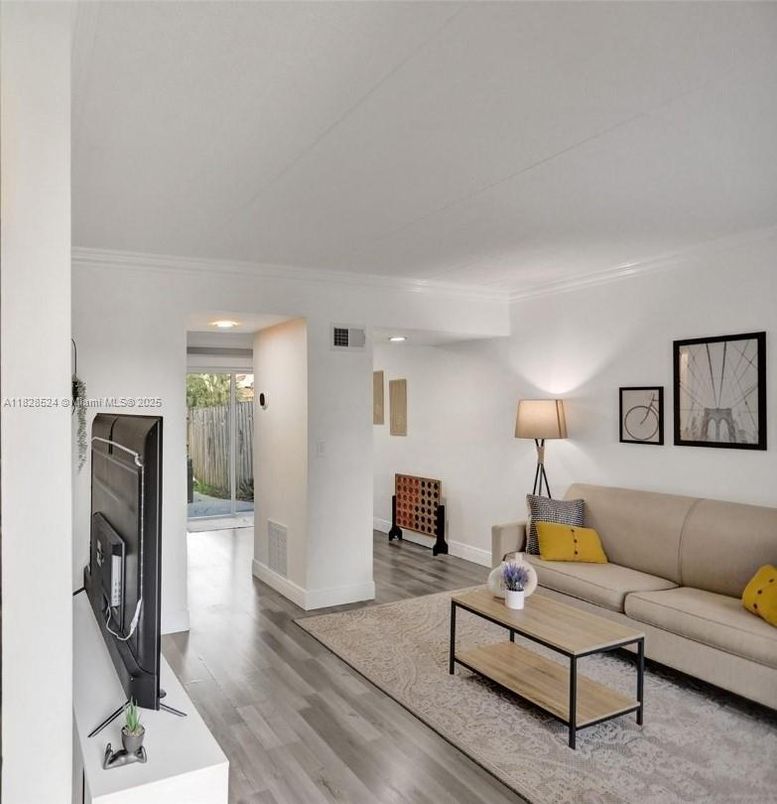 Interior, Living room, Recessed Lighting, Washer, Wood Texture Flooring