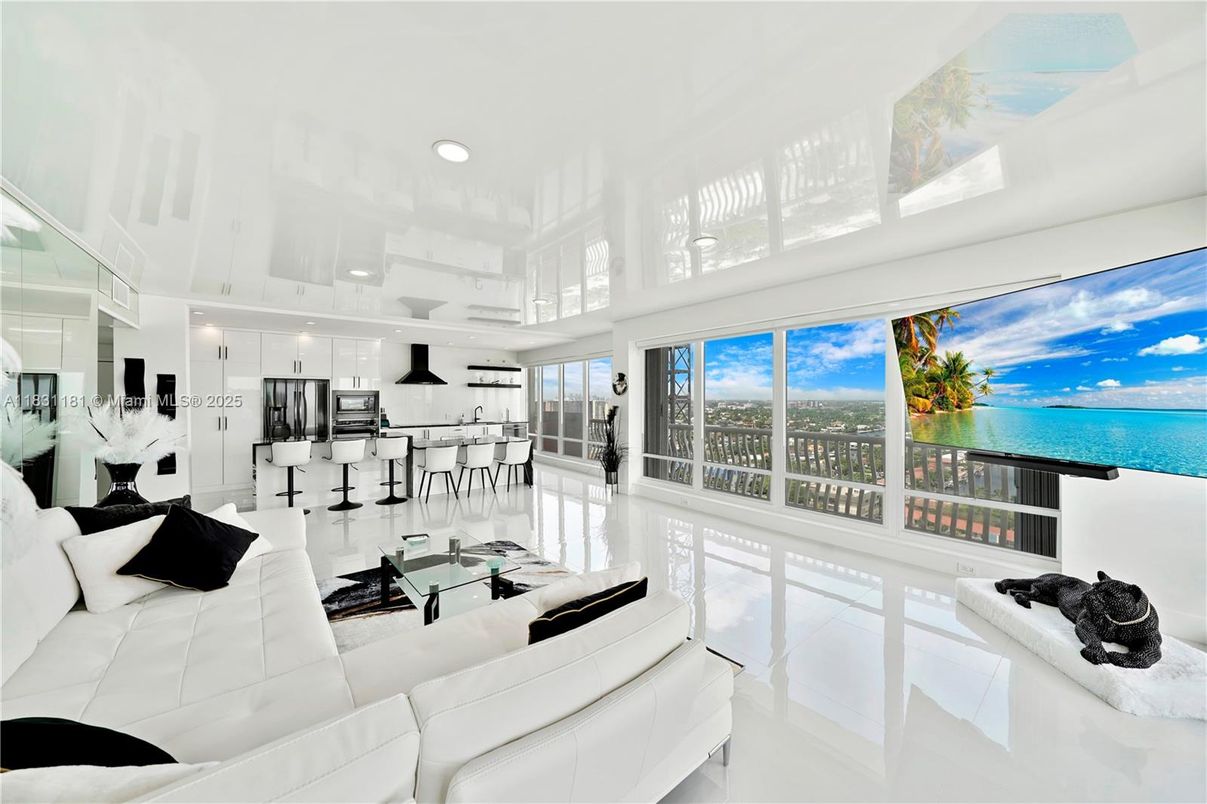 Interior, Kitchen, Living room, Recessed Lighting, Water