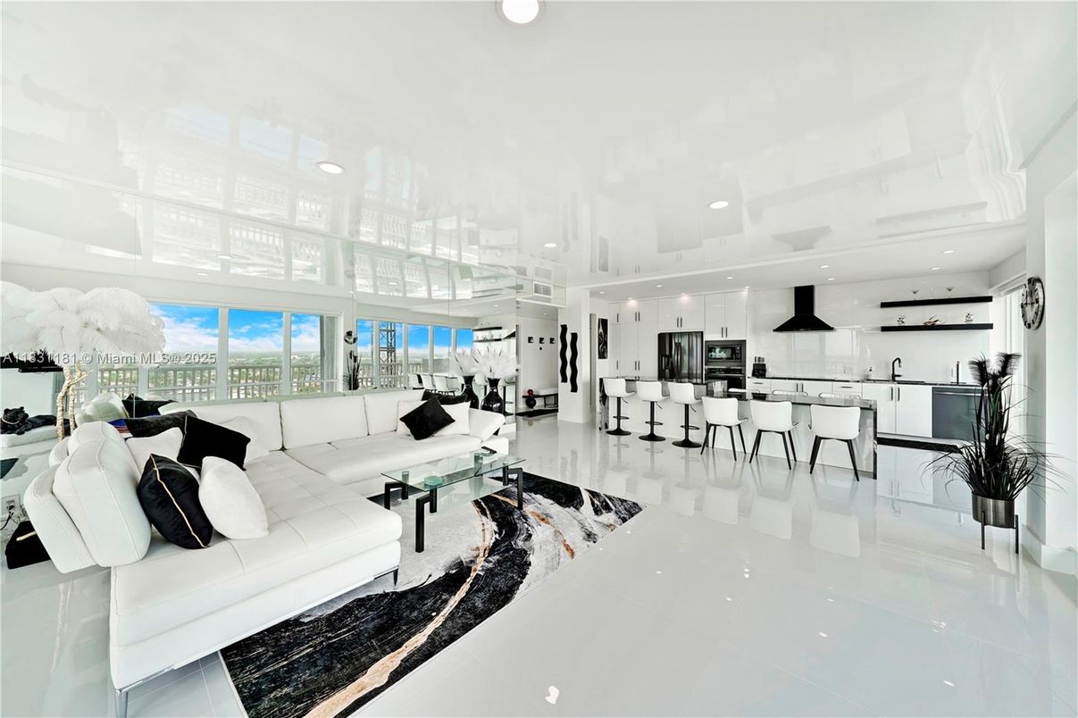 Dining room, Interior, Kitchen, Living room, Recessed Lighting, Water