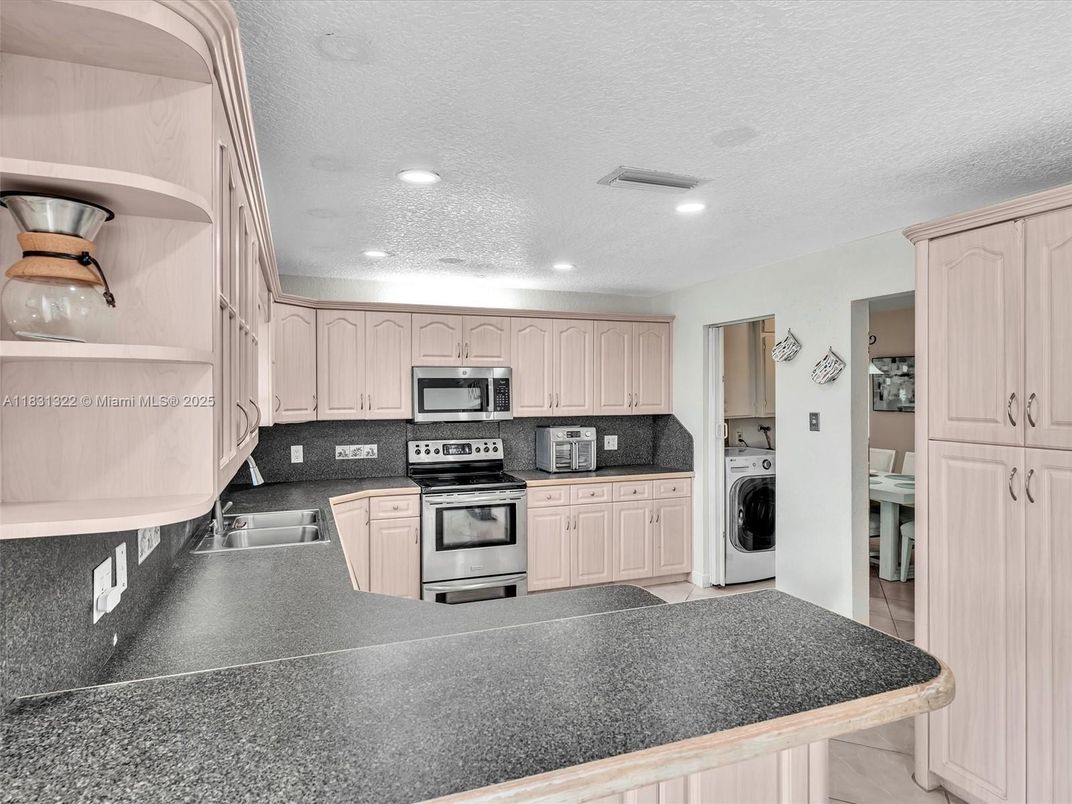 Interior, Kitchen, Recessed Lighting, Stainless Steel Appliances, Washer
