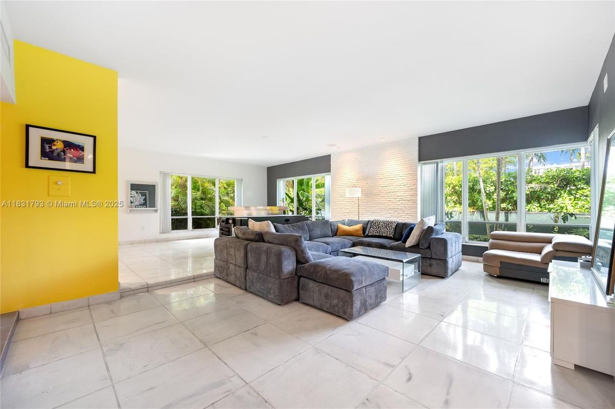 Interior, Living room, Recessed Lighting