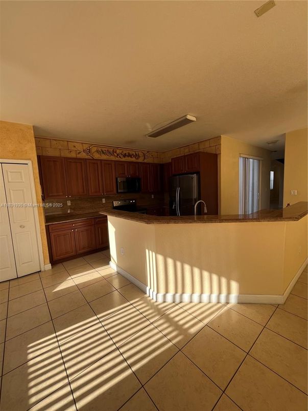 Interior, Kitchen