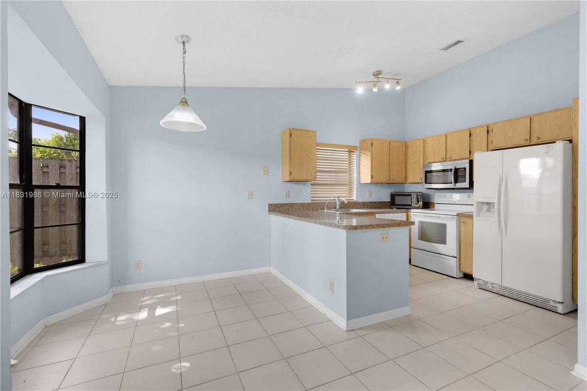 Interior, Kitchen, Pendant Lights