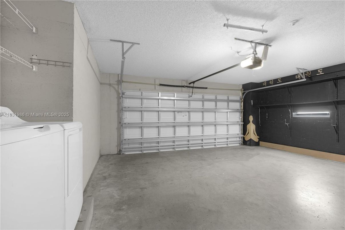 Garage, Interior, Washer