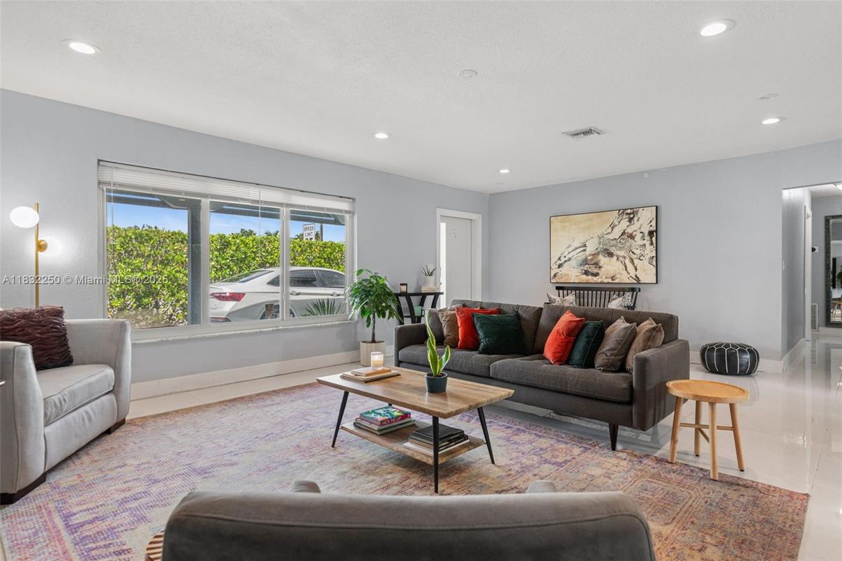 Interior, Living room, Recessed Lighting