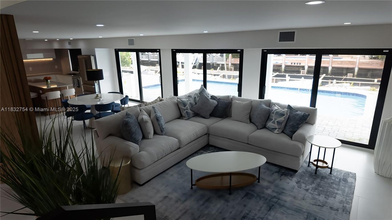 Interior, Living room, Recessed Lighting, Water