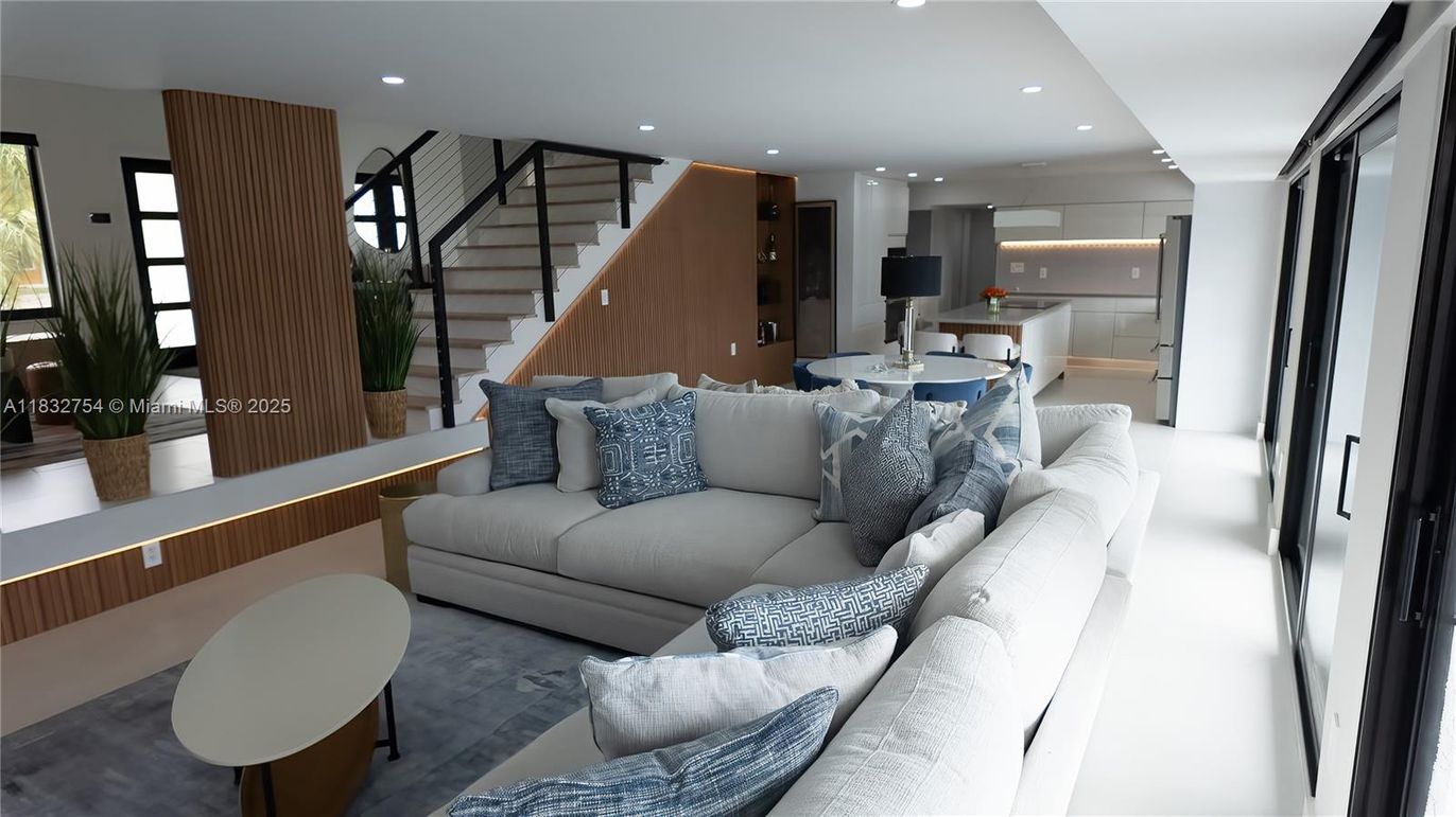 Dining room, Interior, Living room, Recessed Lighting