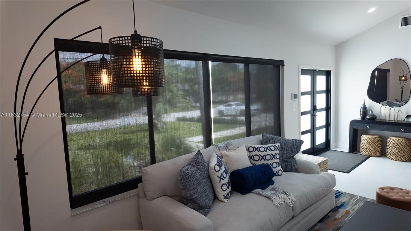 Interior, Pendant Lights, Recessed Lighting, Wood Texture Flooring