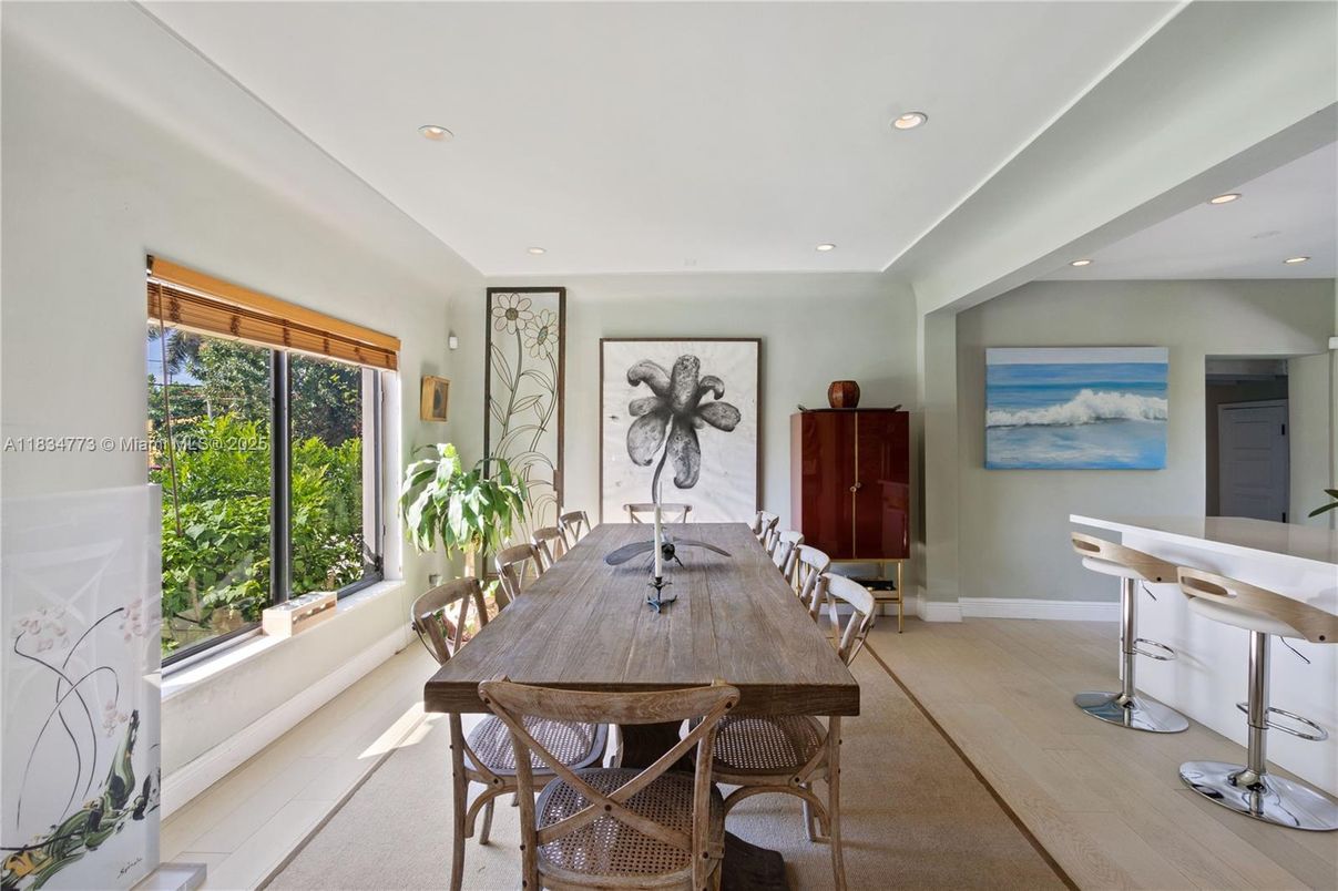 Dining room, Interior, Recessed Lighting, Wood Texture Flooring