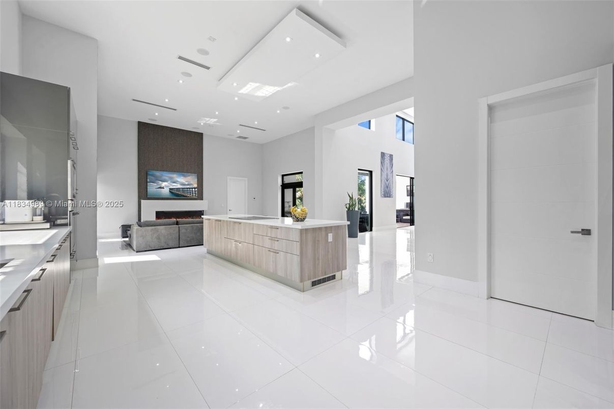 Interior, Recessed Lighting