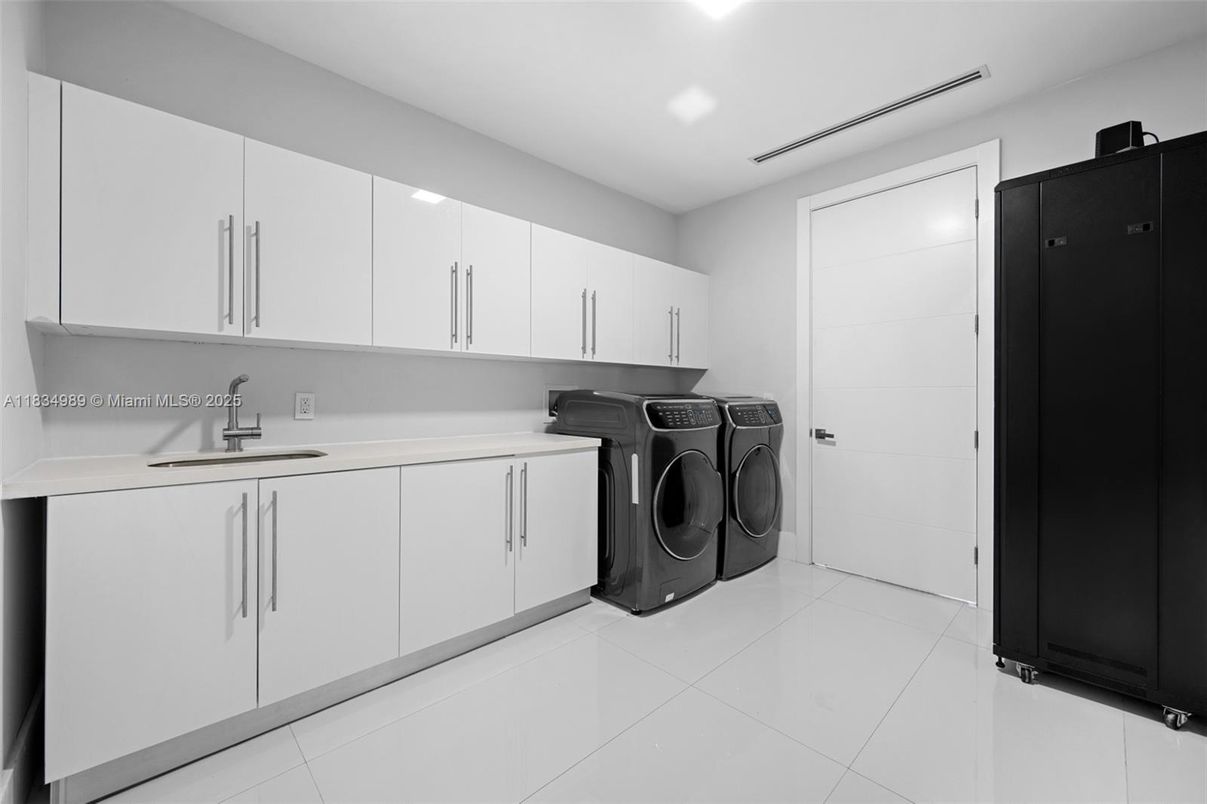Interior, Recessed Lighting, Washer