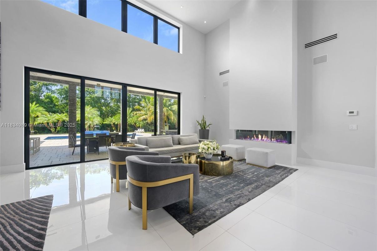 Fireplace, Interior, Living room, Recessed Lighting