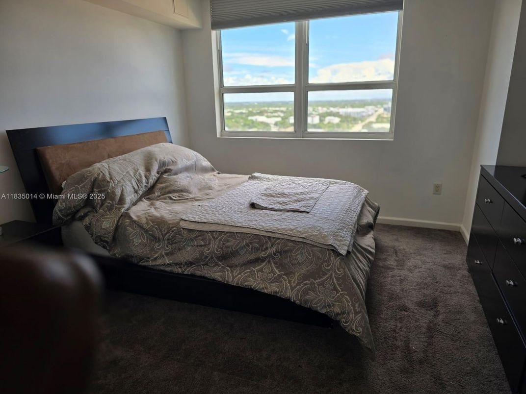 Bedroom, Interior, Water