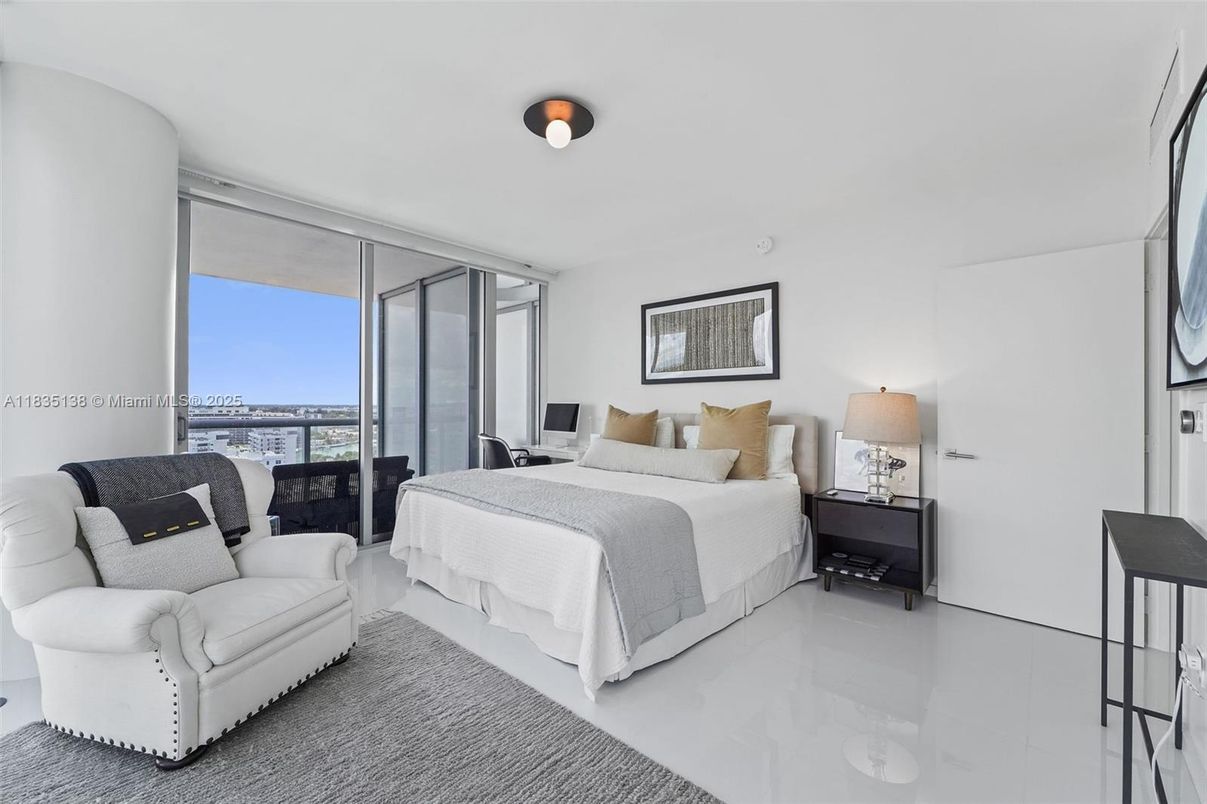 Bedroom, Interior, Water