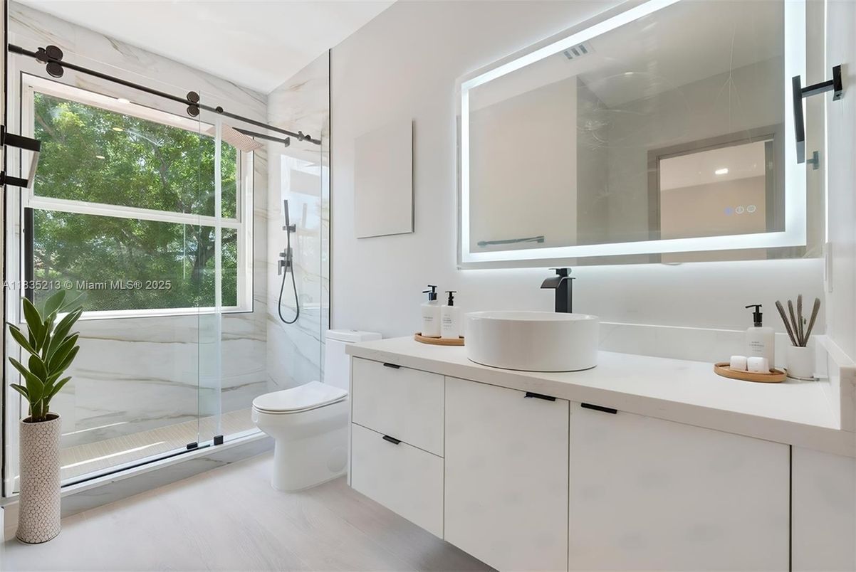 Bathroom, Glass Shower, Interior