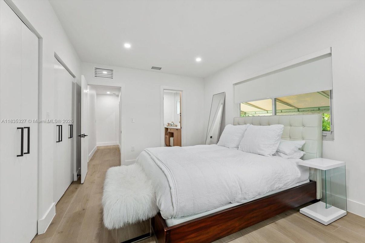 Bedroom, Interior, Recessed Lighting, Wood Texture Flooring