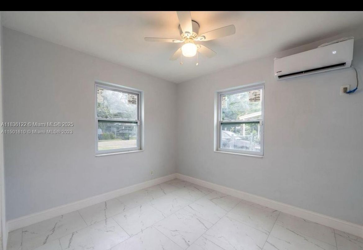 Empty room, Interior, Marble, Recessed Lighting