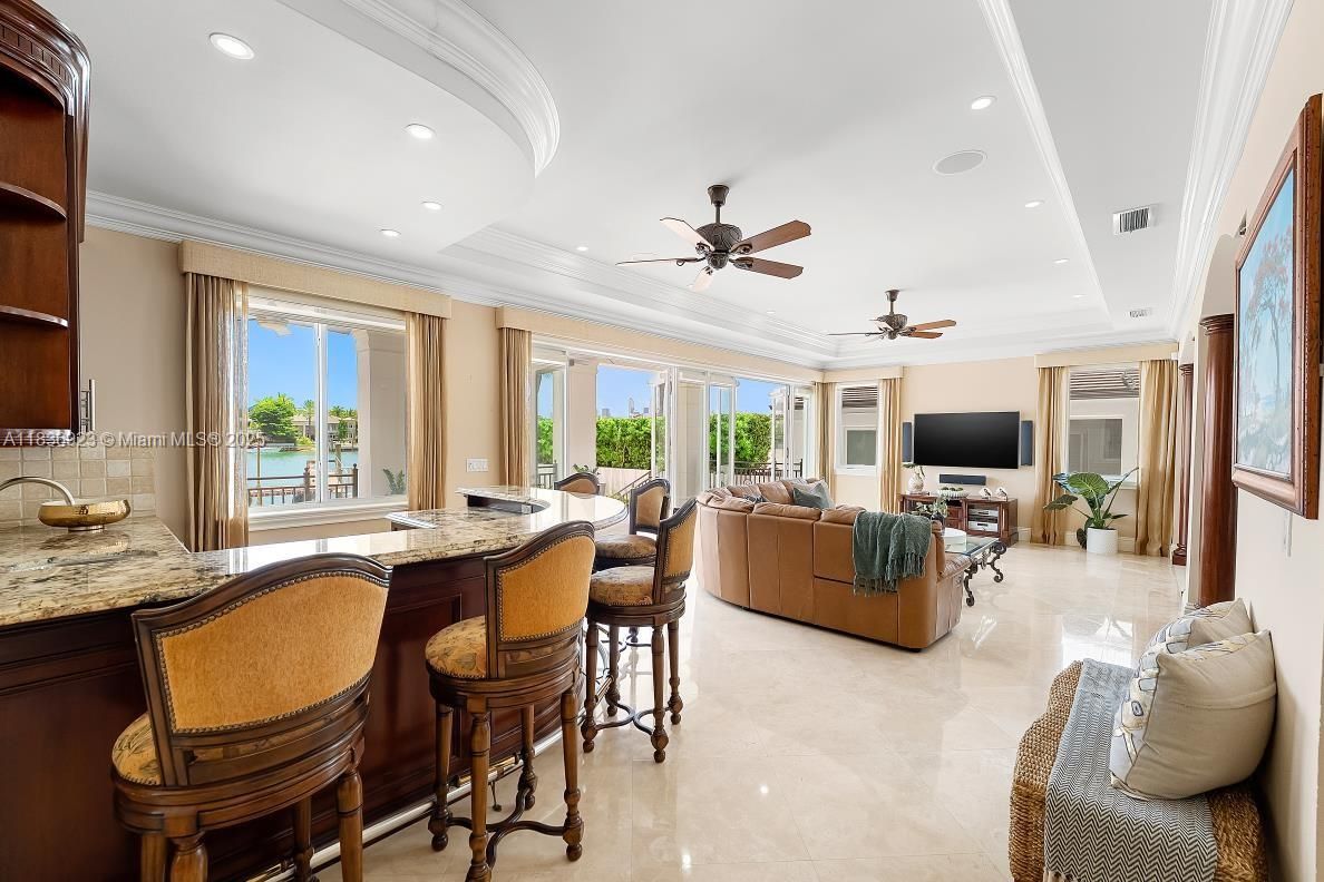 Interior, Living room, Recessed Lighting, Water