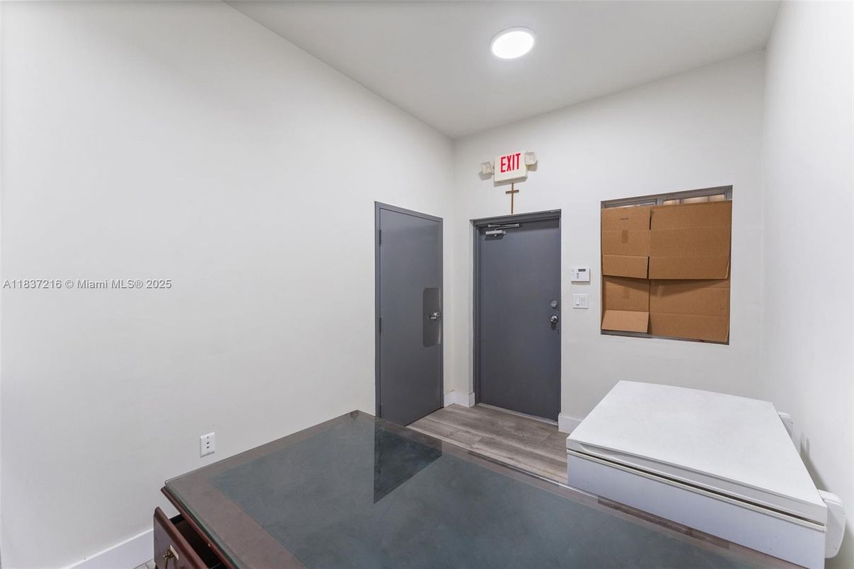 Elevator, Interior, Recessed Lighting