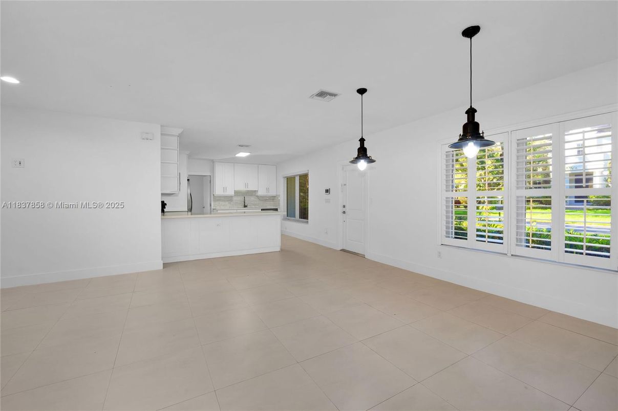 Empty room, Interior, Kitchen, Pendant Lights, Recessed Lighting