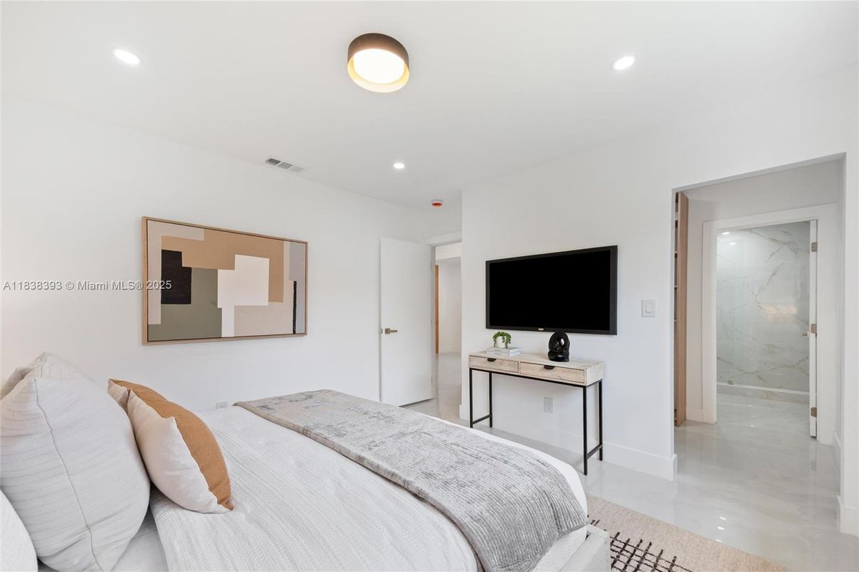 Bedroom, Interior, Marble Walls, Recessed Lighting