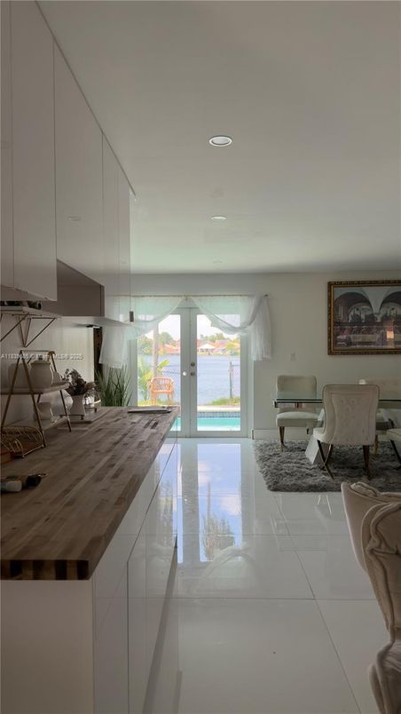 Interior, Recessed Lighting, Water
