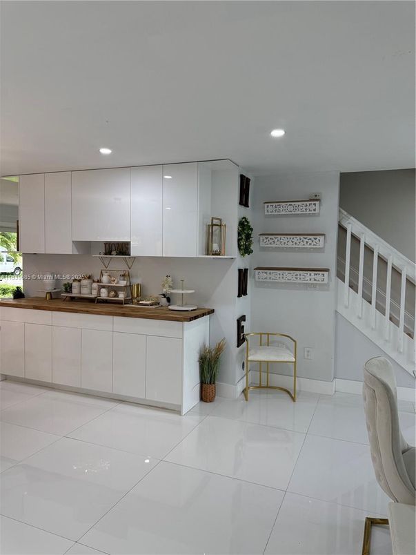 Interior, Kitchen, Recessed Lighting