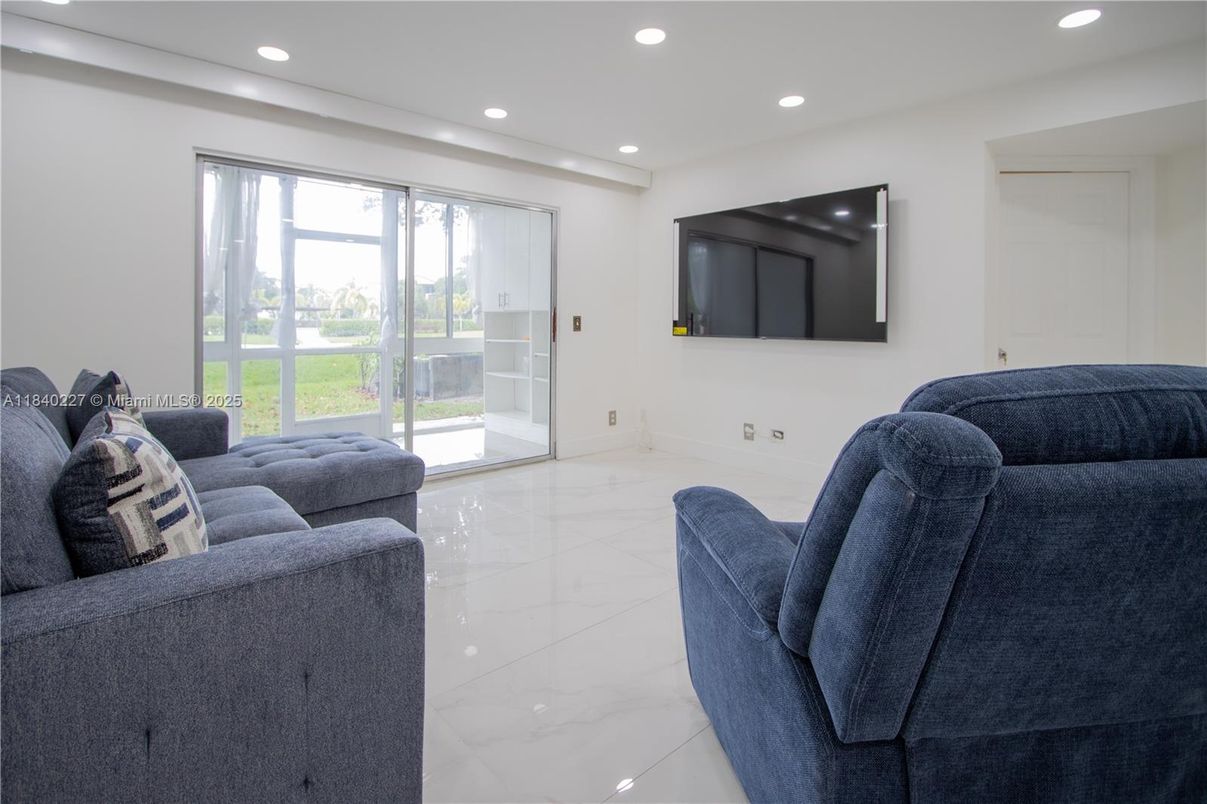 Interior, Living room, Marble, Recessed Lighting