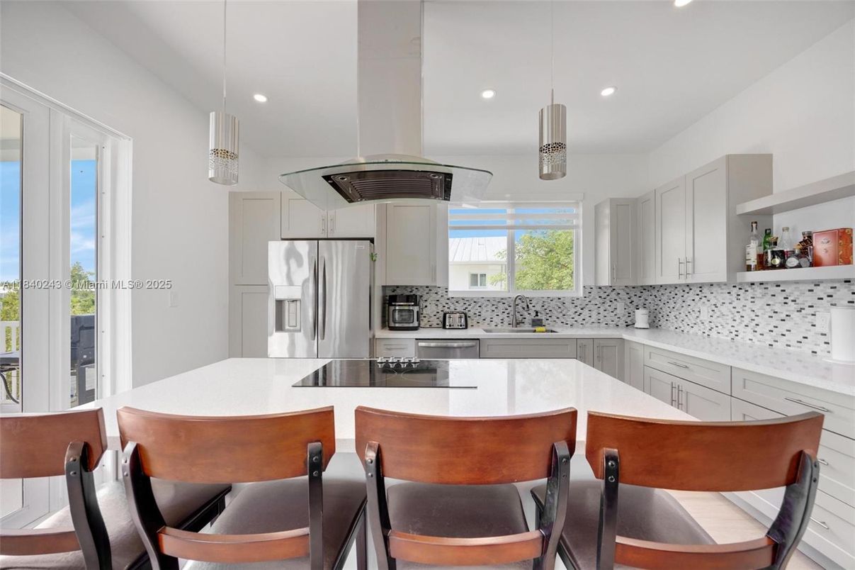 Interior, Kitchen, Pendant Lights, Recessed Lighting, Stainless Steel Appliances