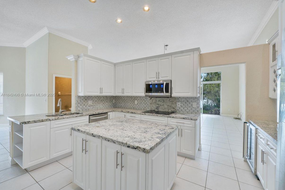 Interior, Kitchen, Recessed Lighting
