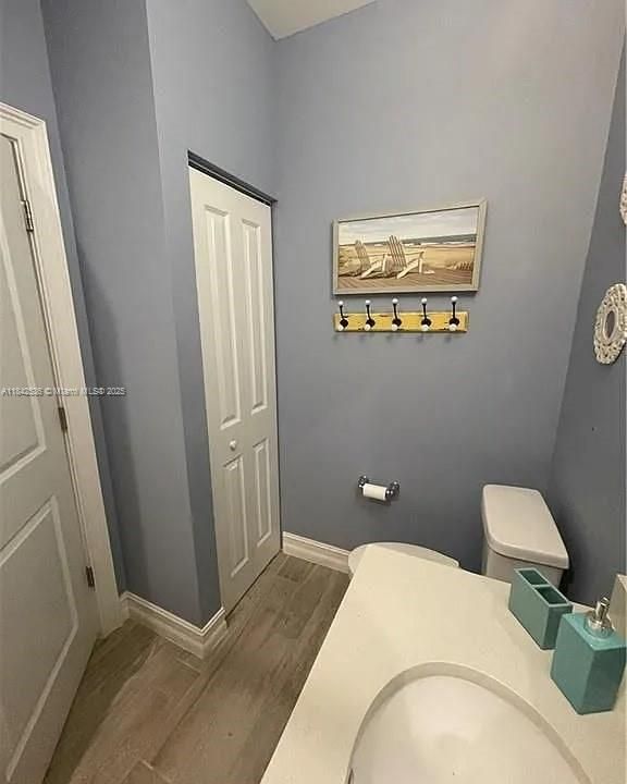 Bathroom, Interior, Wood Texture Flooring