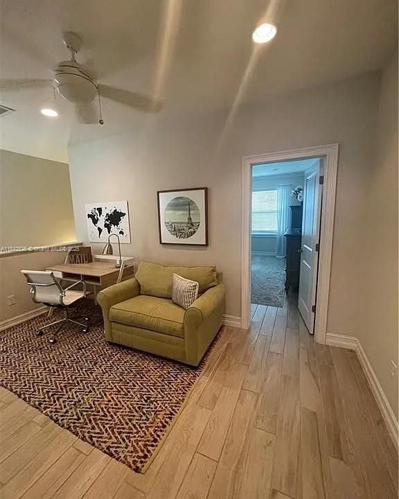 Home Office, Interior, Recessed Lighting, Wood Texture Flooring