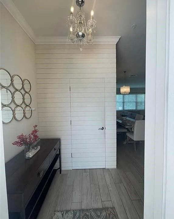 Chandelier, Interior, Wood Texture Flooring