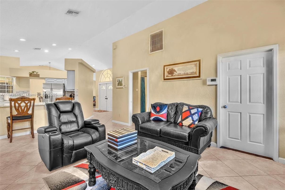 Interior, Kitchen, Living room, Recessed Lighting