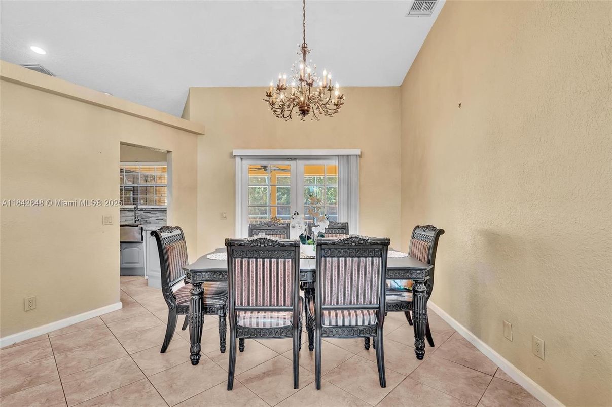 Chandelier, Dining room, Interior, Recessed Lighting