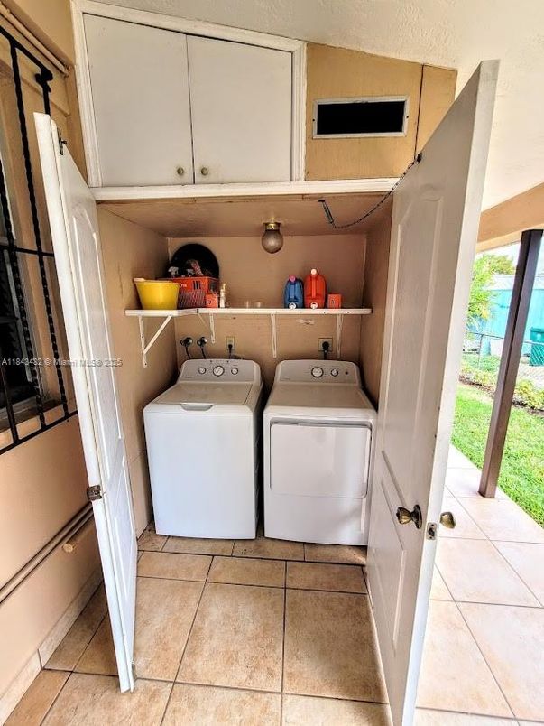 Interior, Utility Closets, Washer
