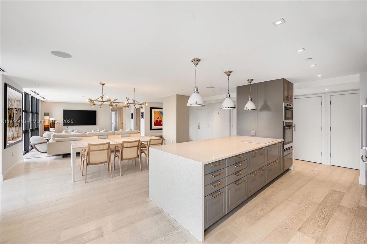 Dining room, Interior, Kitchen, Living room, Pendant Lights, Recessed Lighting, Wood Texture Flooring