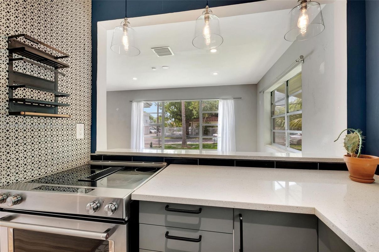 Interior, Kitchen, Pendant Lights, Recessed Lighting, Stainless Steel Appliances