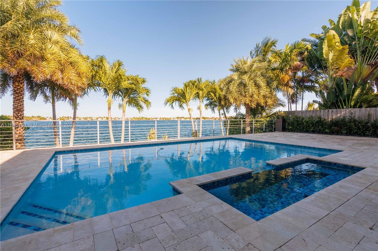 Exterior, Pool, Water