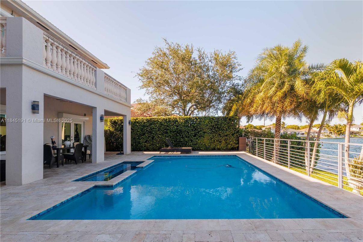 Exterior, Pool, Water