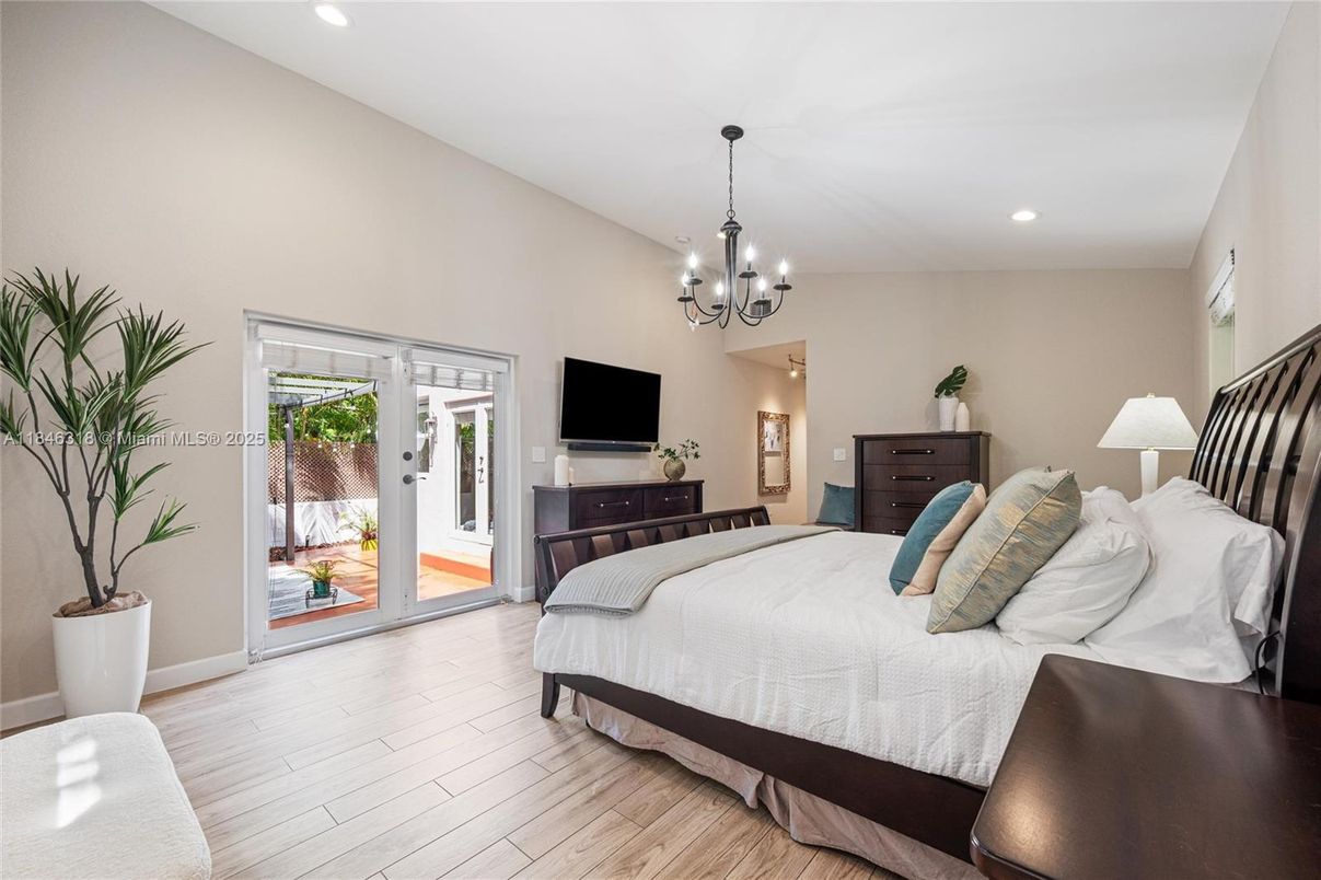 Bedroom, Chandelier, Interior, Recessed Lighting, Wood Texture Flooring